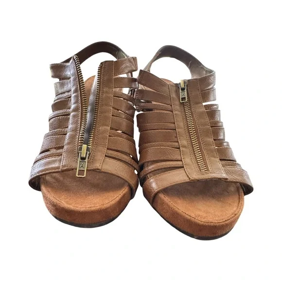 Aerosols Women’s Faux Leather Zip Front Wedge Sandle Brown Size 10M - Picture 8 of 11